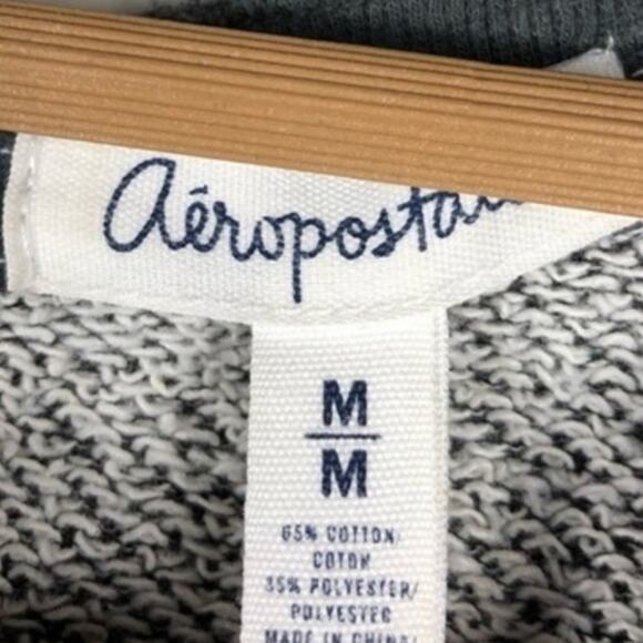 Aeropostale Sweater Womens M Gray White Stripe V-Neck Long Sleeve Raw Hem Casual - Picture 5 of 5